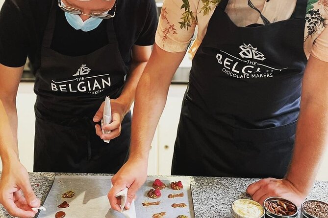 1.5h Belgian Chocolate Workshop in Brussels (bean to bar) - A 90-minute class in a modern training center