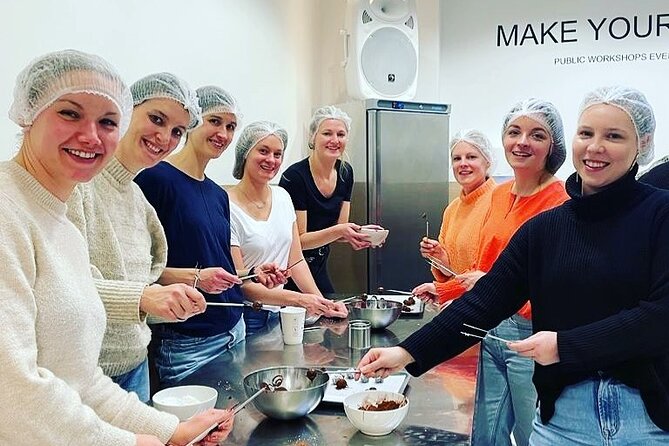 1.5h Belgian Chocolate Workshop in Brussels (bean to bar) - What the bean-to-bar label means here