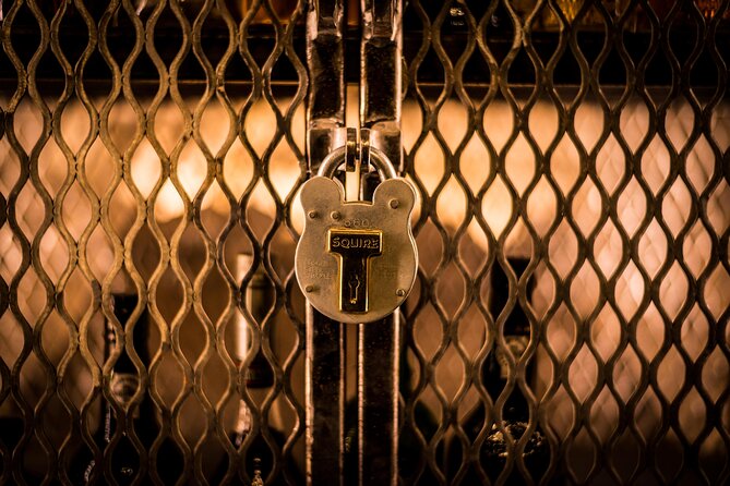 90min Underground Whisky Tasting in Edinburgh's Old Town - What the 90-minute schedule feels like