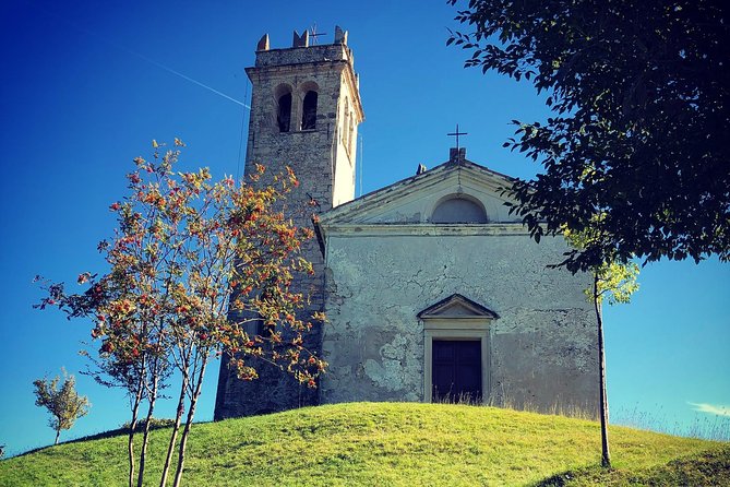 A Sparkling Day in the Prosecco Hills from Venice - The family osteria lunch in Pieve di Soligo