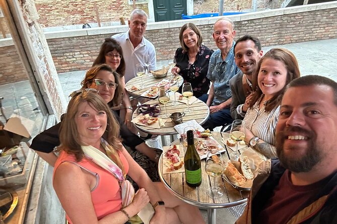 A Venetian Evening: Wine Tasting and Cicchetti with a Local Guide - Campo dei Frari and the city’s favorite wine bars
