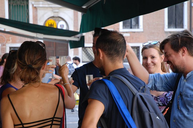 A Venetian Evening: Wine Tasting and Cicchetti with a Local Guide - How much walking and standing should you expect?