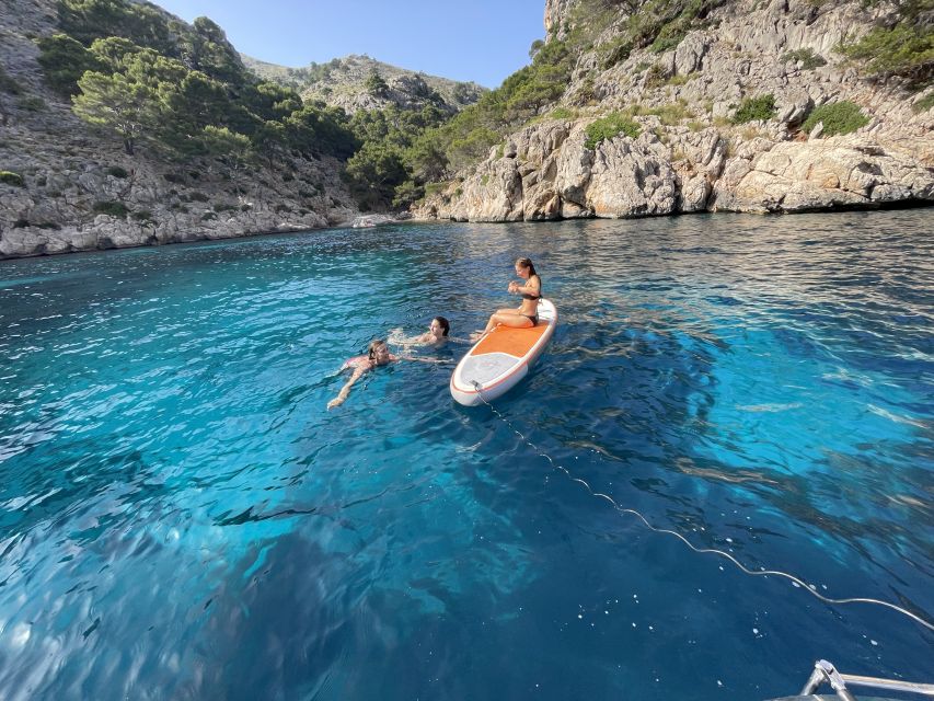 Alcudia: Sailing Yacht Excursion with Wine & Tapas - Key points to know before booking