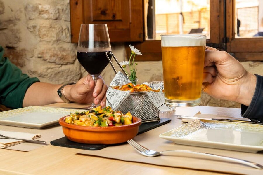 Alcudia: Self-Guided Gourmet Tapas and Wine Tour - Key points to know before you book