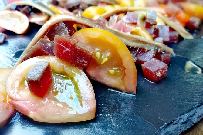 Alicante Wine Tasting and Tapas for Foodies - Walking between food and city stories