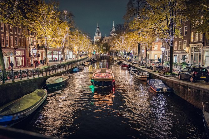 Amsterdam 2-Hour Evening Cruise With Live Guide and Bar - Entering the 17th-century Canal Ring
