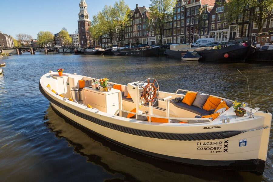 Amsterdam: Canal Belt Private Beer Boat Tour - Key details before you book