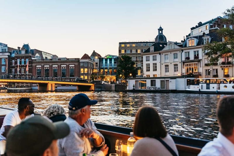 Amsterdam: Cozy Cheese & Wine Cruise Tasting Experience - Why the $39 price can make sense