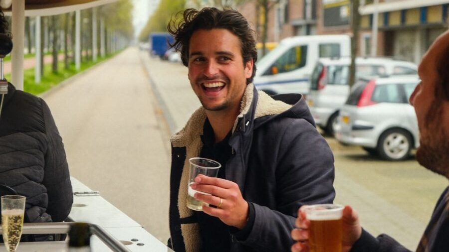 Amsterdam: Dutch Beer Bike Blast Tour with Onboard Bar - Key points before you book