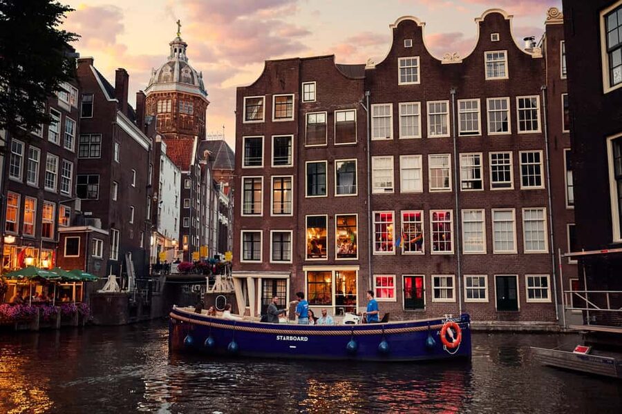 Amsterdam: Evening Candle Light Cruise With Wine & Cheese - What this Amsterdam evening cruise feels like