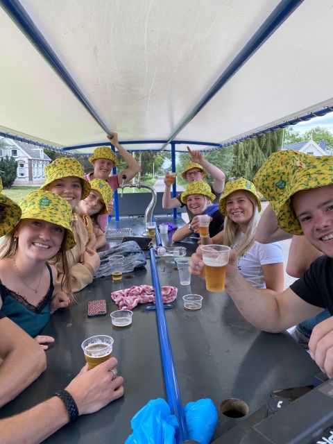 Amsterdam: Guided Beer Bike or Prosecco Bike Tour - Who should book this ride?
