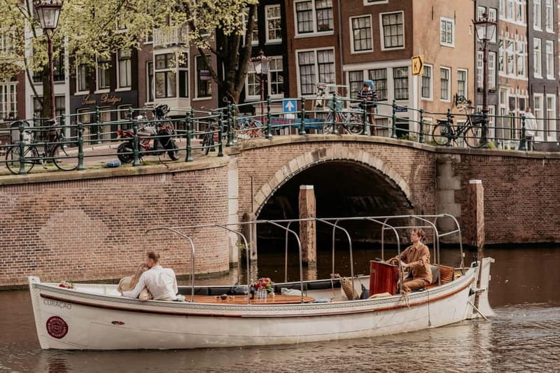 Amsterdam: Private Romantic Canal Cruise w. Prosecco/Snacks - Keizersgracht and Amsterdam’s canal houses