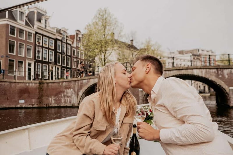 Amsterdam: Private Romantic Canal Cruise w. Prosecco/Snacks - Staalmeestersbrug and the bridge linked with Monet