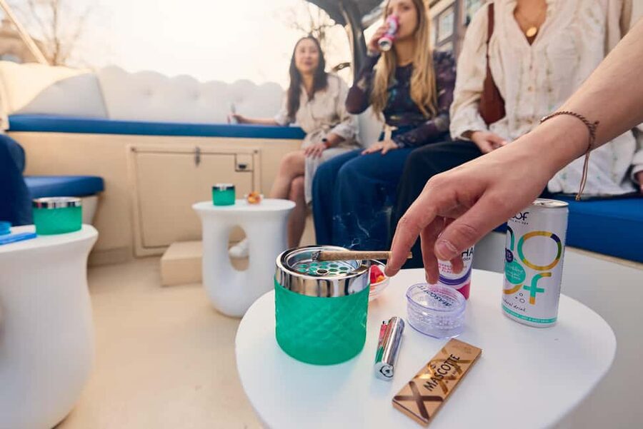 Amsterdam: Smoke & Cruise on covered Cannabis Boat With Bar - The central canal run: 15 minutes of changing views