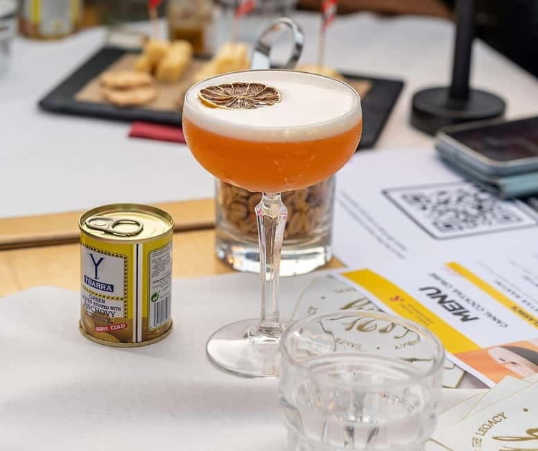 Amsterdam: Unlimited Cocktails Cruise on the Canals - How good is the $38 value?