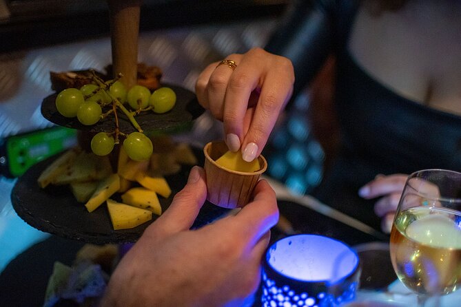 Amsterdam Wine and Cheese Guided Evening Cruise - Practical details that affect your evening