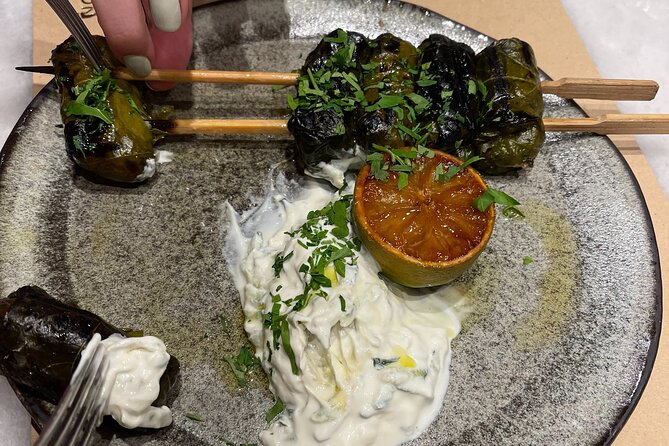 Athens evening food tasting tour-small group - How much food do you receive?