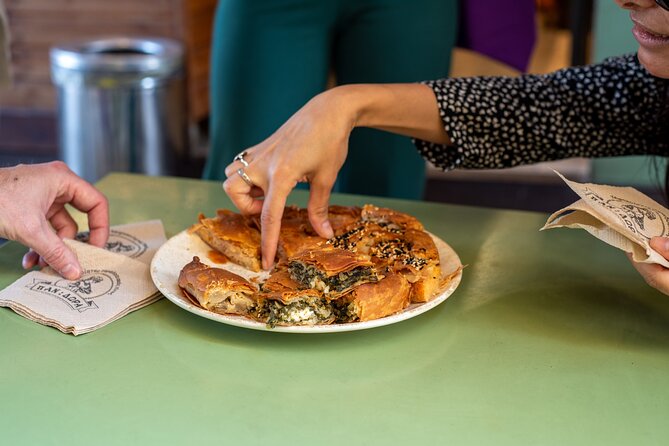 Athens Morning Food & Drinks Tour: A Bite from the Acropolis - Why this food walk works so well in Athens