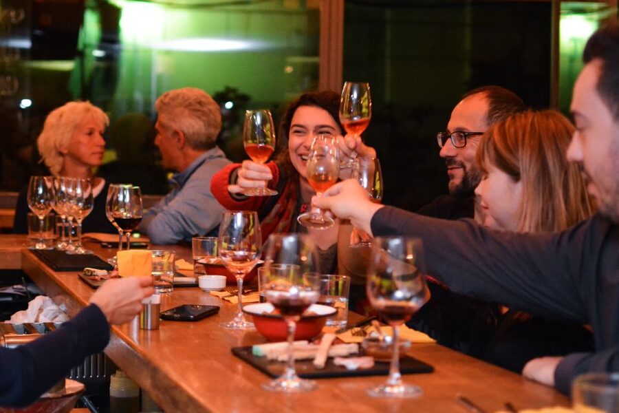 Athens: Premium Food and Wine Tasting Tour in the evening - Souvlaki, Syntagma, and the first taste of Athens