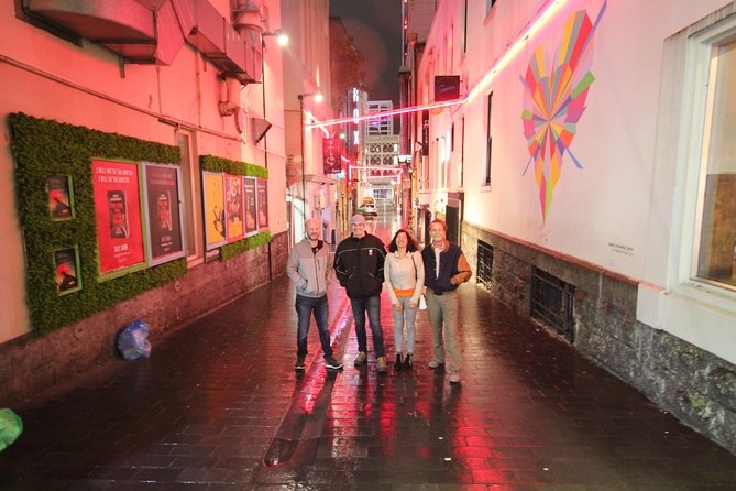 Auckland Historic Bar Tour - Why Vulcan Lane is the right setting for this tour
