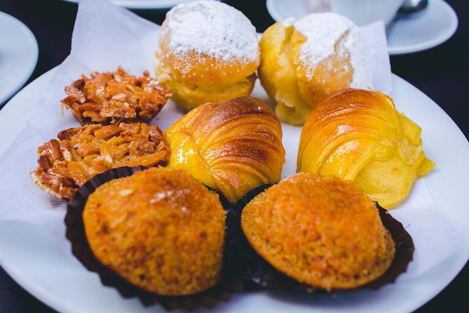 Authentic Food and Wine Tour in Porto by Food Lover Tour - Coffee, sweets, wine, beer, and port