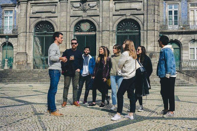 Authentic Food and Wine Tour in Porto by Food Lover Tour - Why the guide matters so much