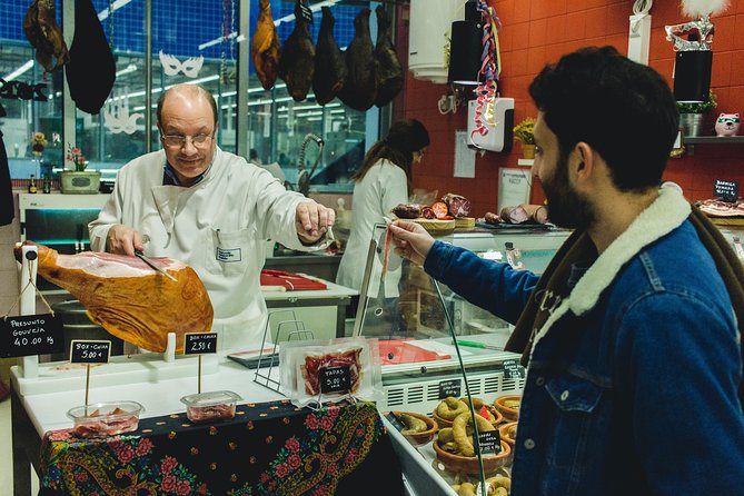 Authentic Food and Wine Tour in Porto by Food Lover Tour - Mercado do Bolhão and the best range of tastes