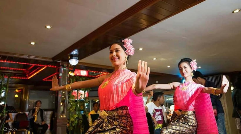 Bangkok: Luxury White Dinner Cruise Free Flow Beer and Wine - Wat Arun, the Grand Palace, and the river route