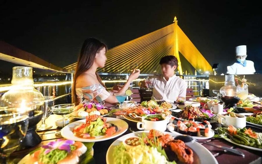 Bangkok: Luxury White Sunset or Dinner Cruise with Beer - What the river route shows you