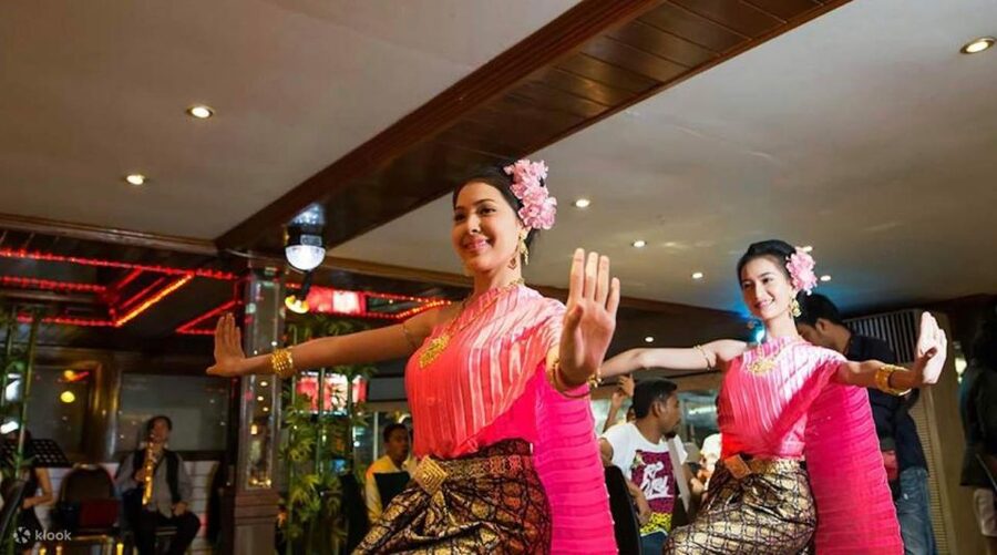 Bangkok: White Orchid Chao Phraya Dinner Cruise free Beer - What the two-hour cruise route reveals