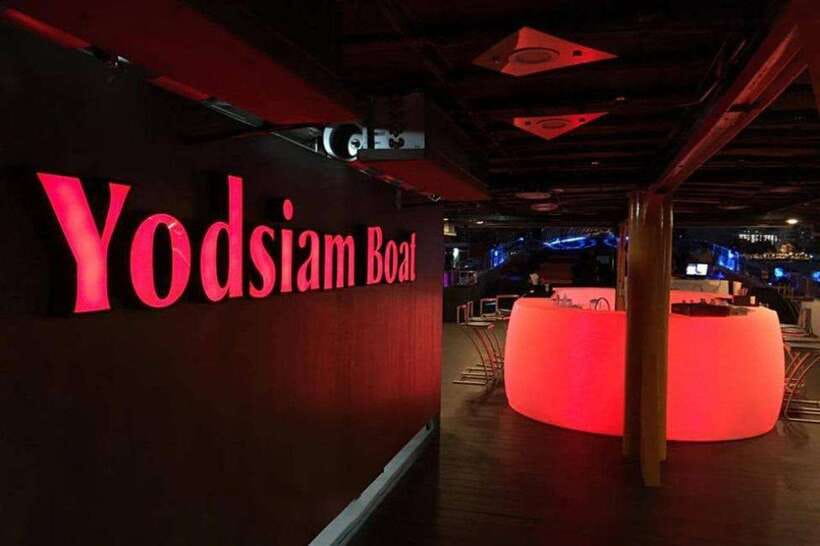 Bangkok: Yodsiam Sightseeing Cruise Snacks & Unlimited Beer - Timing, access, and small practical concerns