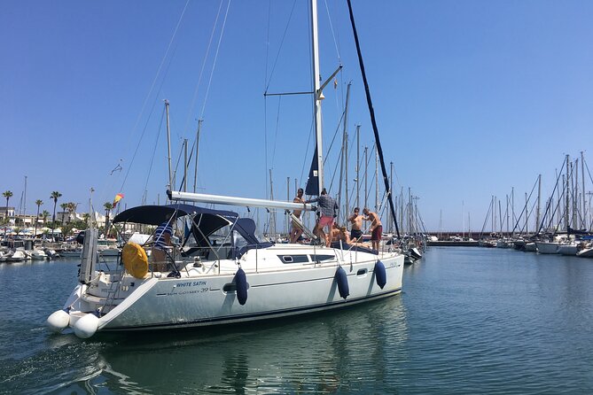 Barcelona 2-hour Private Boat Tour with Cava and snacks - Captains and the private atmosphere