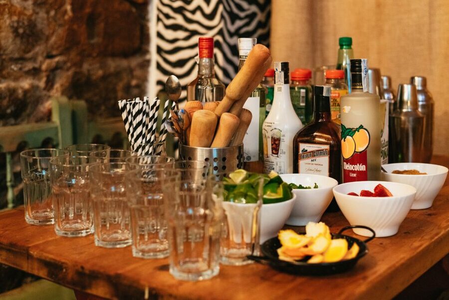 Barcelona: Cocktail Master Class by Mixologist with Tapas - What the two-hour sequence feels like