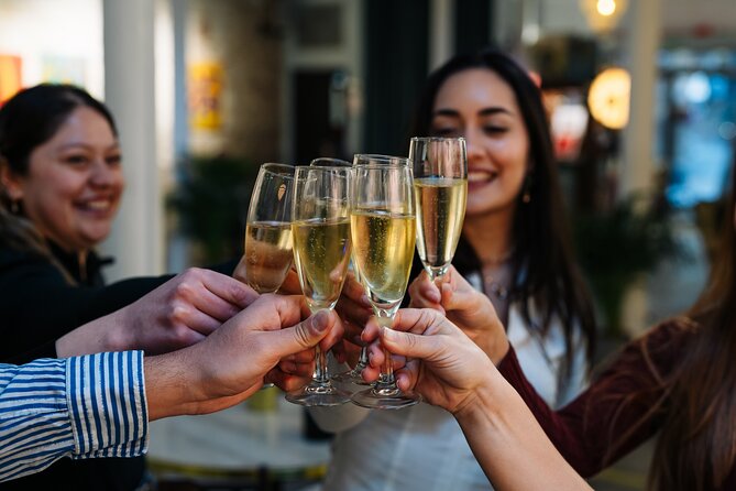 Barcelona Dark History Night Walking Tour With Drinks - What the Guides Add to the Experience