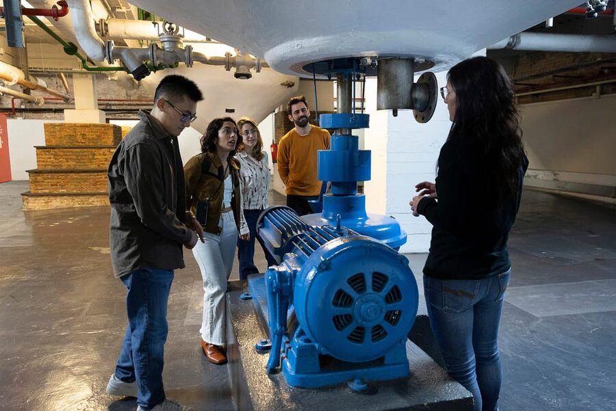 Barcelona: Estrella Damm Old Brewery Tour with Tasting - Five Damm beers, compared properly