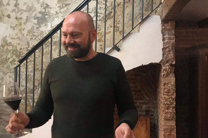 Barcelona Fun Wine Tasting with a Sommelier - Four glasses, not just three wines