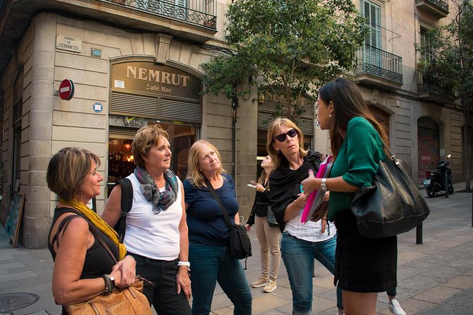 Barcelona Gothic Quarter's Deepest Secrets & Sangria - Group size, walking pace, and practical comfort