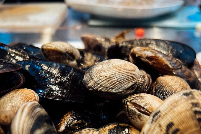 Barcelona Paella Cooking Class with Market Visit, Tapas & Sangria - Timing, location, and practical details