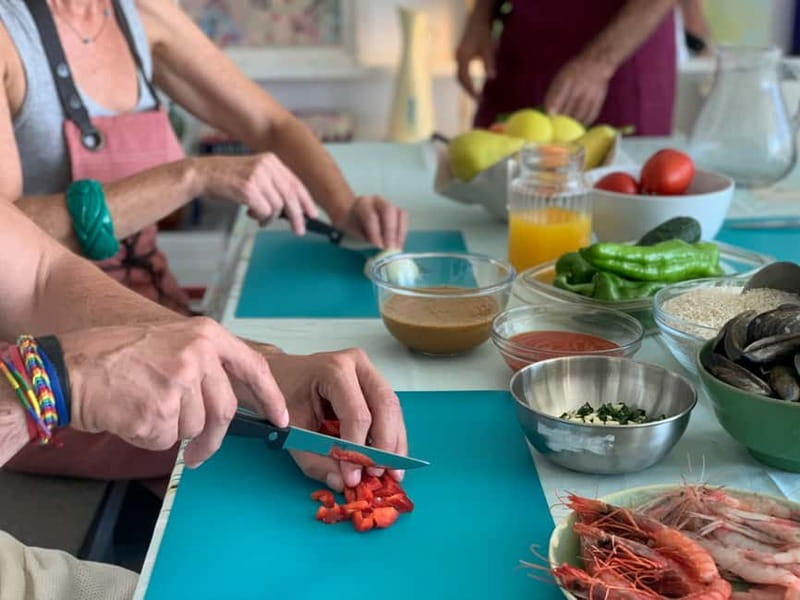 Barcelona: Paella Seafood Master Cooking Class with Sangria - Key points to know before booking