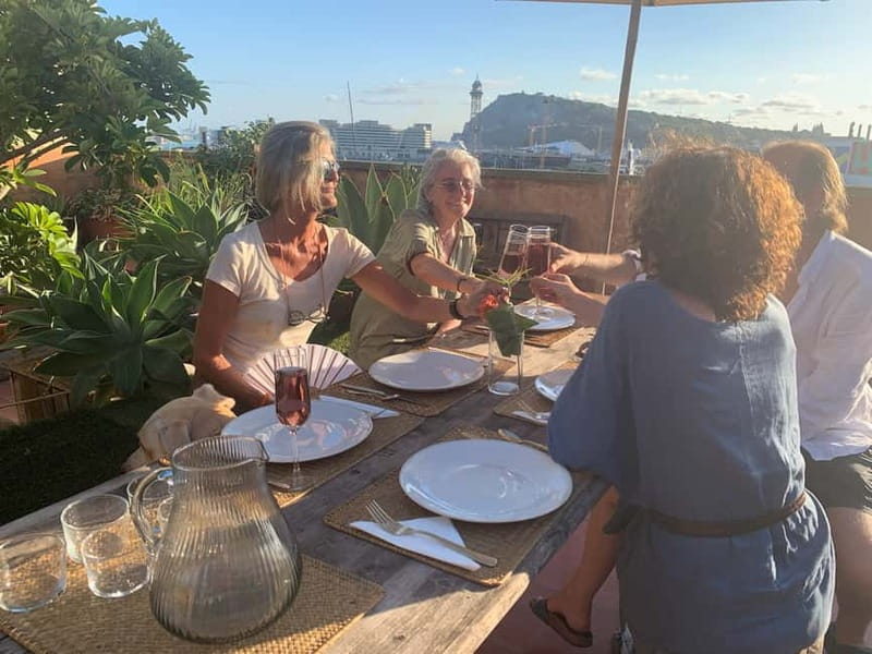 Barcelona: Paella Seafood Master Cooking Class with Sangria - How the 2.5 hours unfold