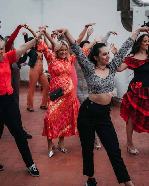 Barcelona: Rooftop Salsa Class with Bottomless Sangria - Is $60 a fair price?