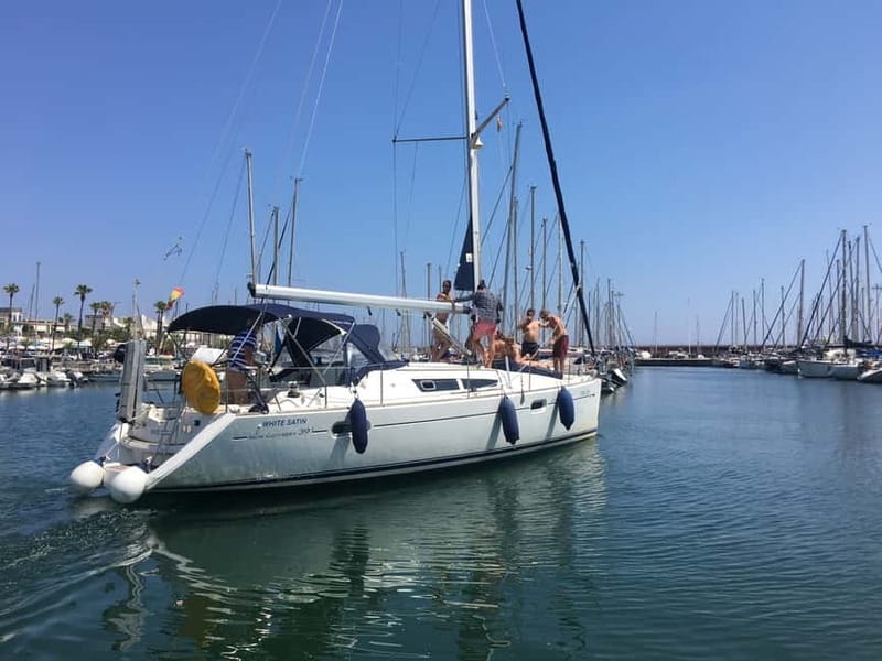 Barcelona: Sunset Boat Trip with Cava Wine and Snacks - Practical tips for a smoother cruise