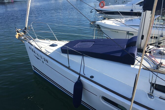 Barcelona Sunset Sailing with Open Bar of Cava and Snacks - Is $48.15 a fair price?