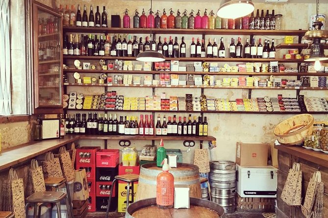 Barcelona Tapas & Wine Experience as a Local at Hidden Wineries - Why this food walk works so well in Barcelona