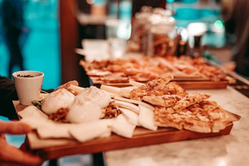 Barcelona: Tipsy Tapas & History Tour in the Gothic Quarter - Second stop: more color, stronger flavors