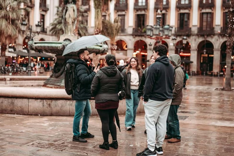 Barcelona: Tipsy Tapas & History Tour in the Gothic Quarter - Third stop: charcuterie, sangria, and live music