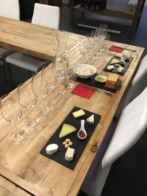 Barcelona Wine Tasting: Catalan and Spanish Wines - What the 90 minutes feel like