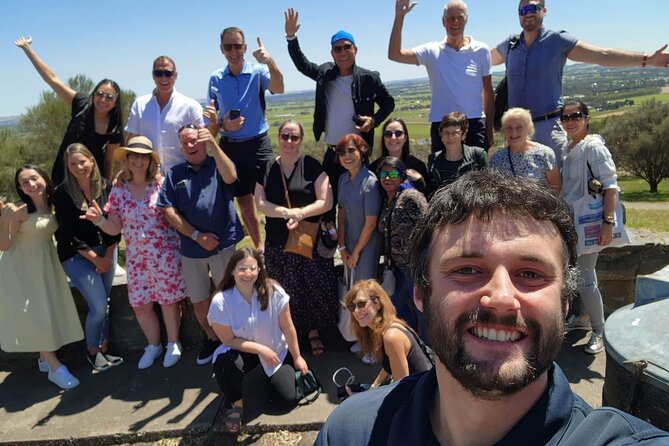 Barossa Premium Wine Tasting Tour & lunch Departs 7 days a week - The guides shape the mood more than the schedule