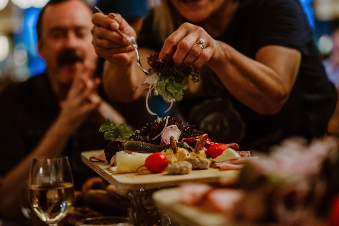 Bavarian Beer and Food Evening Tour in Munich - Dinner at Hackerhaus on Sendlinger Strasse