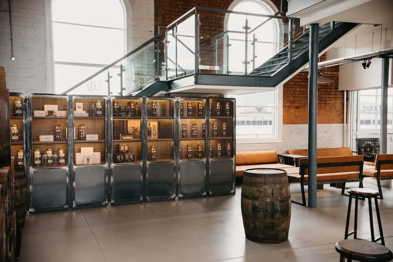 Belfast: Titanic Distillers Signature Tour & Whiskey Tasting - Staying for the cocktail, coffee, and shop